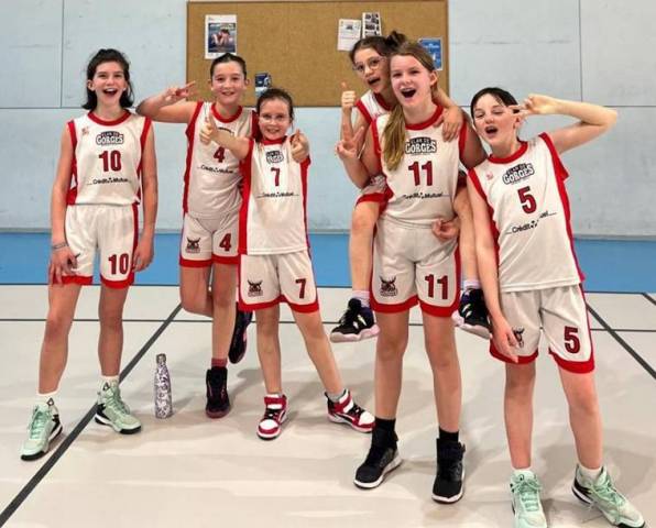 U11F